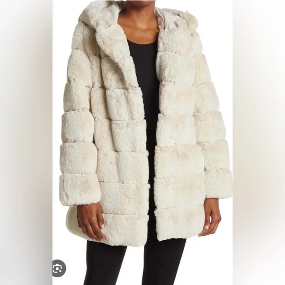 BCBG faux fur hooded coat size XL NWT - Picture 1 of 1